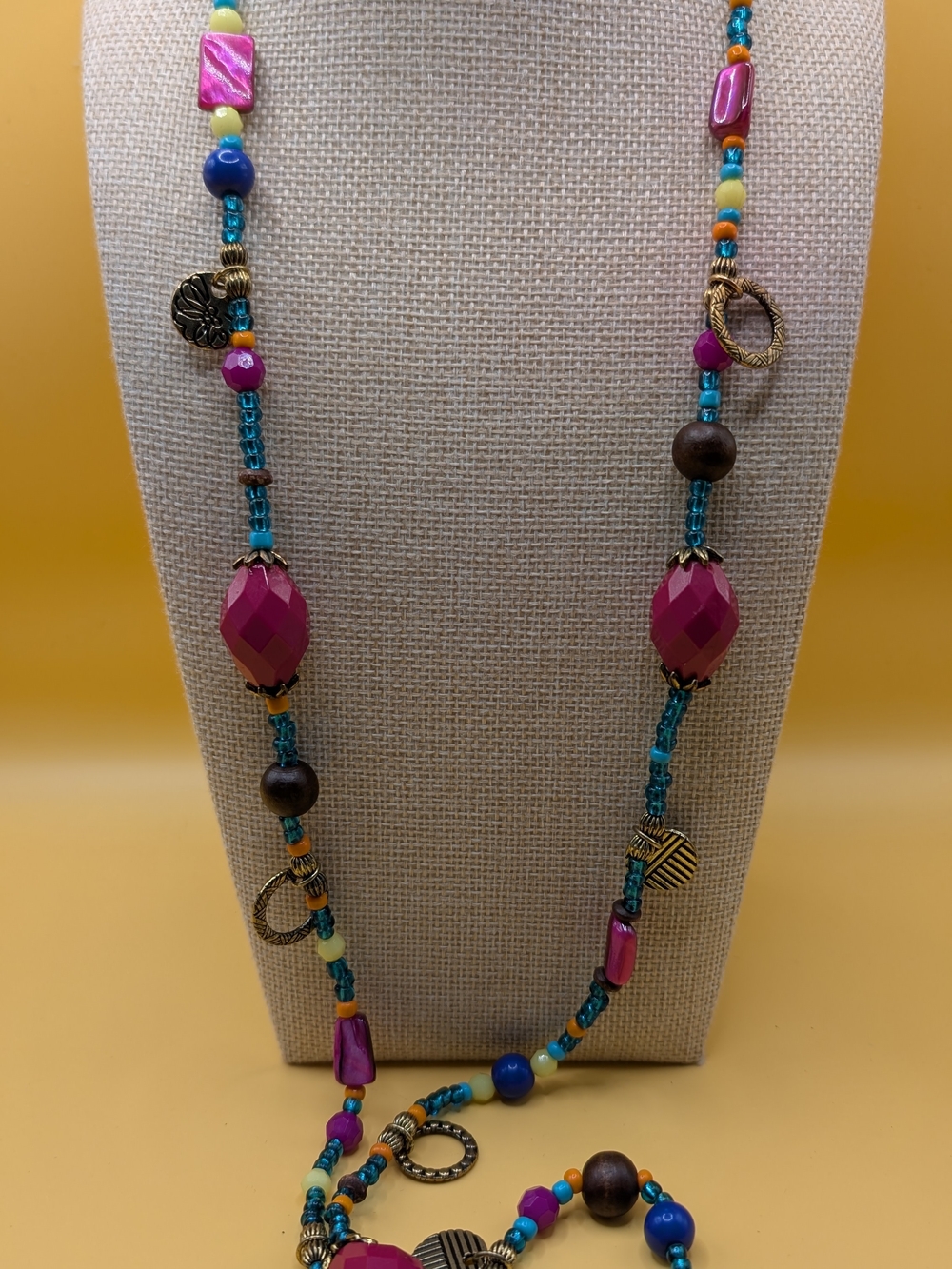 Colorful Premier Designs Tropical Punch Necklace